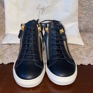 Giuseppe Zanotti Kids Winged Leather Sneaker